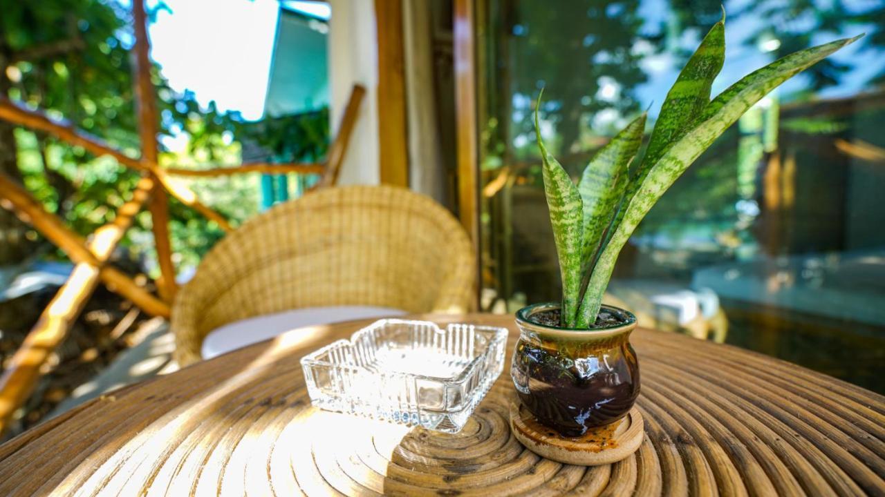 Serenity Hotel El Nido Luaran gambar
